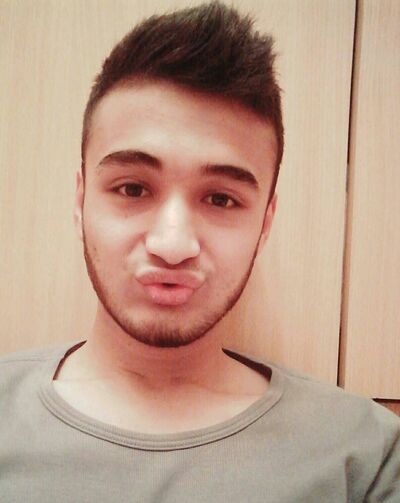  ,   Ali, 27 ,  
