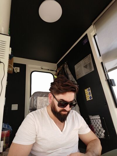  ,   Kamron, 33 ,   ,   