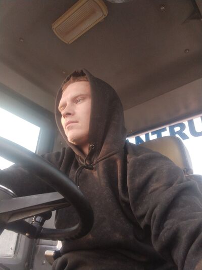  ,   Ivan, 27 ,   ,   