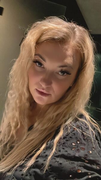  ,   Vikiii, 26 ,   ,   