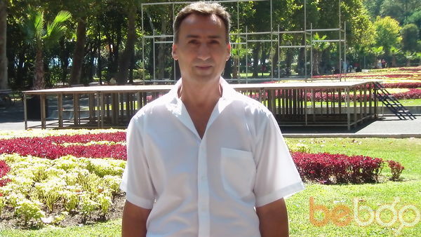  3818689  Nikola, 52 ,    