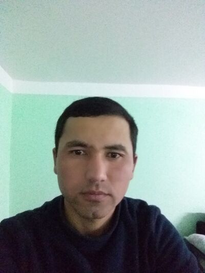  ,   Shuxrat, 31 ,  