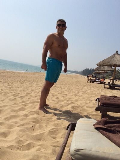  ,   Alex, 62 ,  
