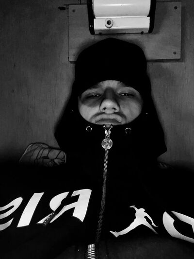  ,   Alexander, 22 ,   ,   