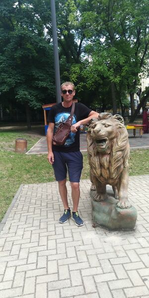  ,   Sanya, 32 ,   ,   , c 