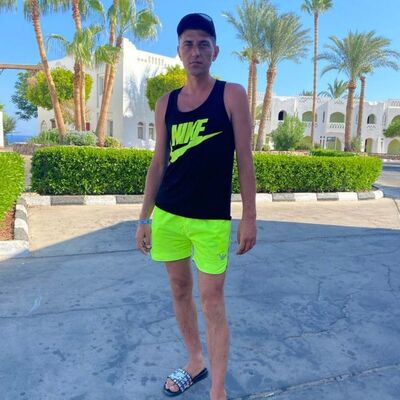  ?,   Andre, 39 ,     , c 