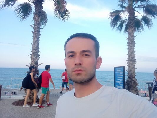  ,   Mirzo, 33 ,   ,   