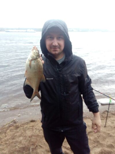  ,   Artem, 37 ,   ,   