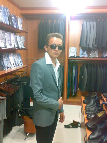  ,   Bahrom, 31 ,   ,   , c 