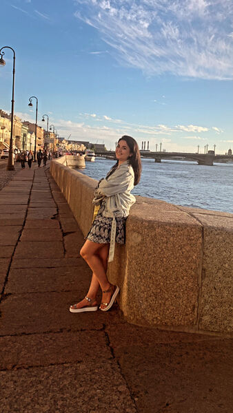  ,   Marina, 37 ,   c 