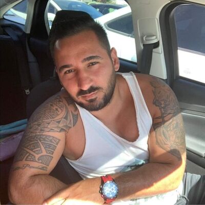  ,   Ozkan, 32 ,   ,   