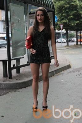  ,   Dana, 32 ,   , 