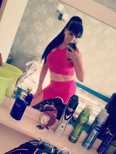  ,   Lana, 40 ,   ,   , c , 