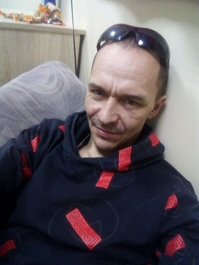  -,   , 42 ,     , c 