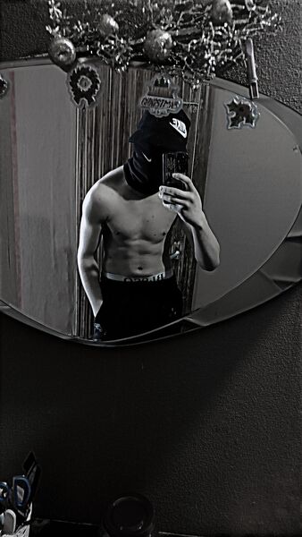   ,   Ivan, 25 ,   ,   , c , 
