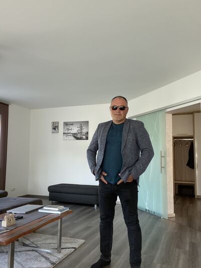  Frankfurt am Main,   , 50 ,   ,   , c 