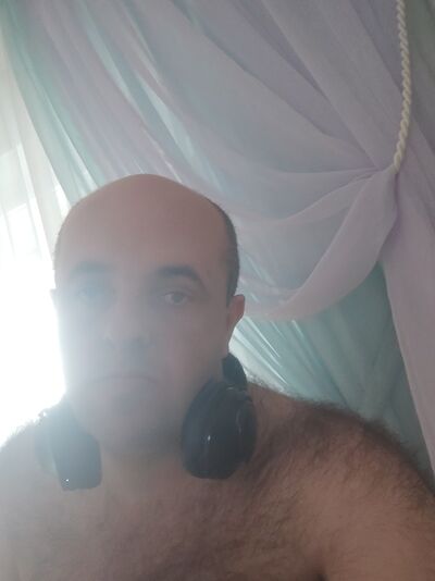  ,   Igor, 41 ,   ,   , c 