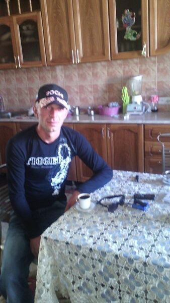  ,   Hovo, 39 ,   ,   , c 