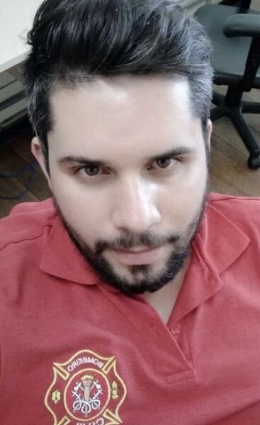  -,   Paulo, 37 ,   ,   