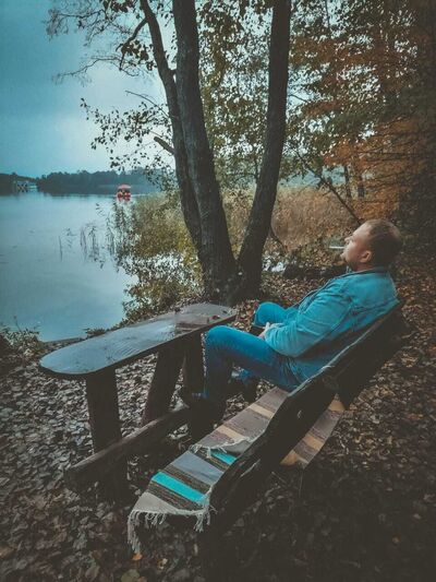  ,   Anton, 30 ,     , c 