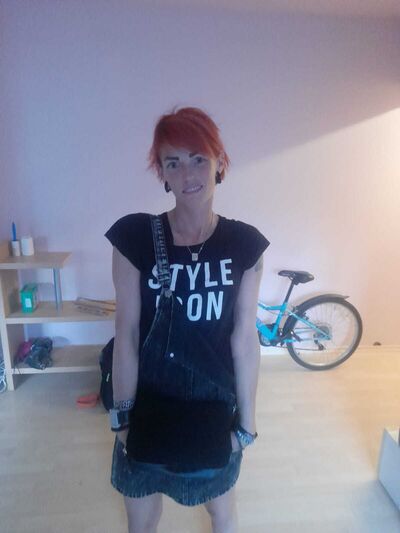  ,   Essmette, 37 ,   , 