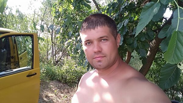  ,   Alexander, 38 ,     , c 