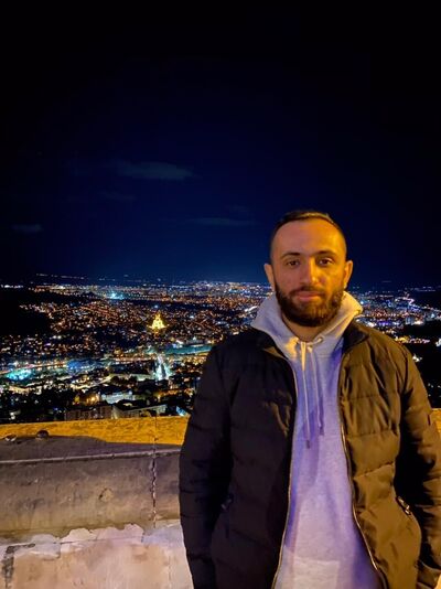  ,   Arman, 32 ,   ,   
