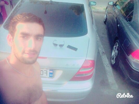  ,   Rasim, 32 ,   ,   , c 