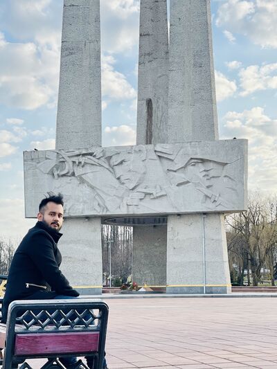  ,   Tauqeer, 27 ,  