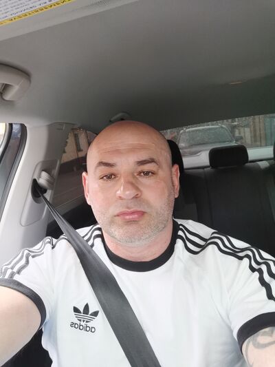  ,   Vitalie, 40 ,   ,   