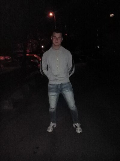  ,   Vadim, 26 ,   