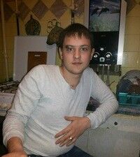  ,   Maxim, 32 ,   