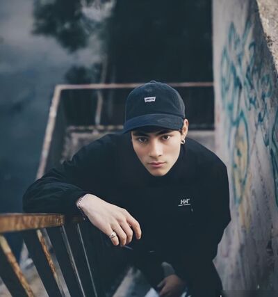  ,   , 20 ,   ,   