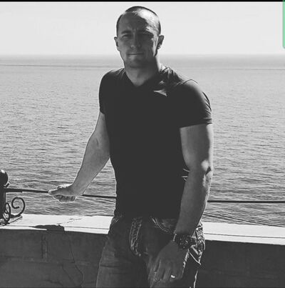  ,   Alex, 33 ,   ,   