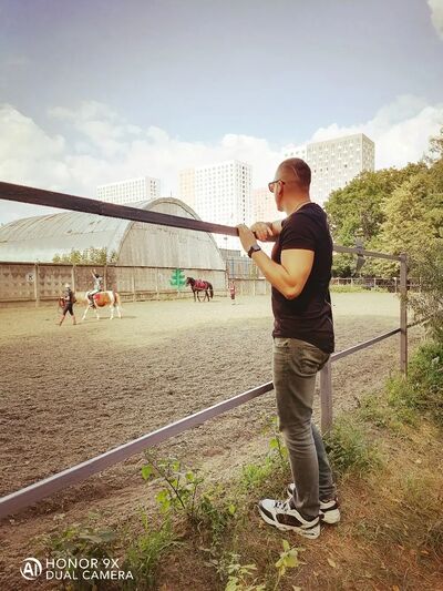  ,   Artem, 43 ,   ,   