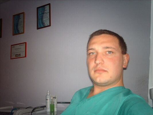  -,   Alex, 35 ,   
