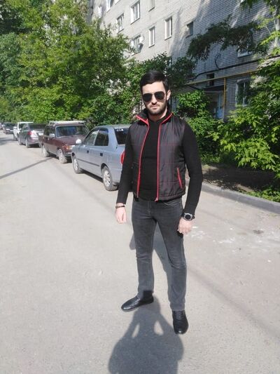  ,   Hovo, 27 ,   ,   