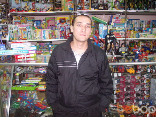  ,   Damir, 44 ,  