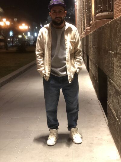  ,   Hovo, 30 ,   ,   