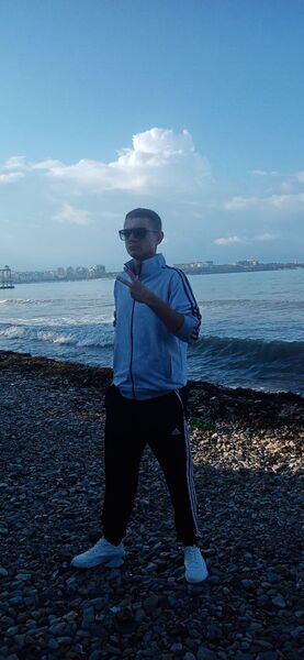  ,   Alex, 39 ,   ,   