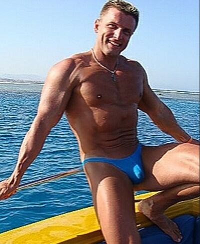  ,   Romanticman, 45 ,   ,   , c 