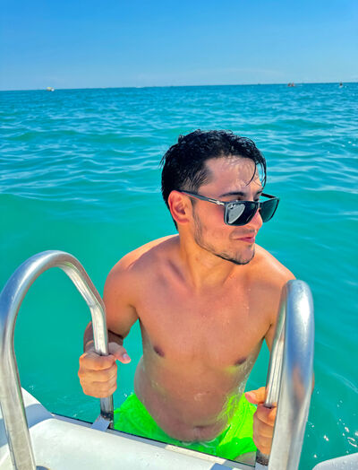  ,   Yashar, 22 ,   ,   