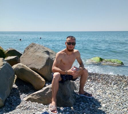  ,   Maksim, 32 ,   ,   , c , 