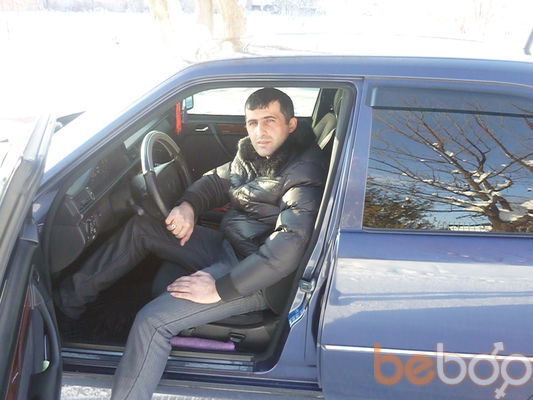  ,   Narek, 44 ,   