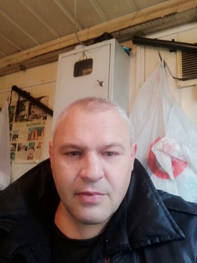  ,   Alexander, 53 ,   c 