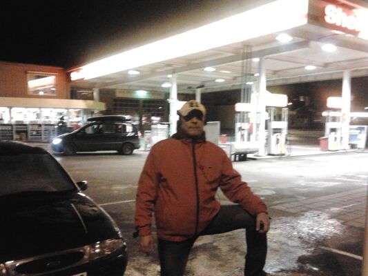  ,   Ali, 50 ,   