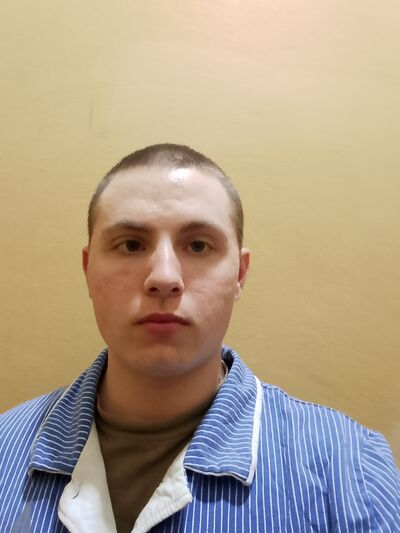  ,   Anton, 21 ,     , c 