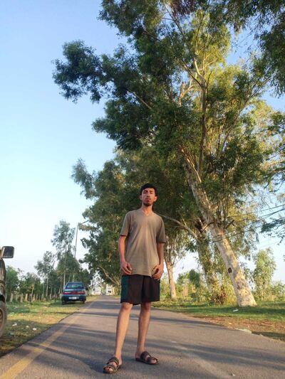  ,   Umer, 21 ,   ,   