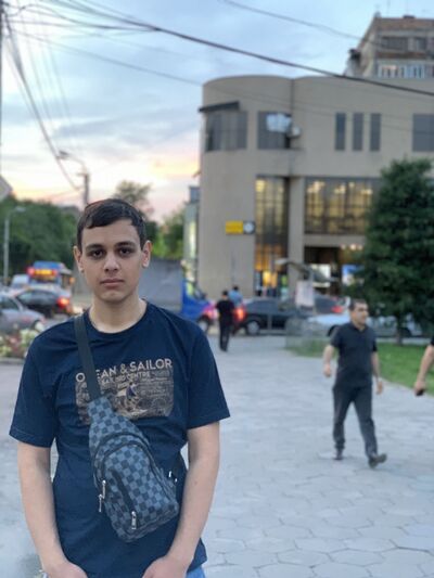 ,   Avetis, 20 ,   ,   