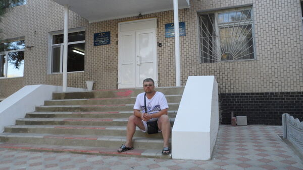  ,   Oleg, 60 ,   
